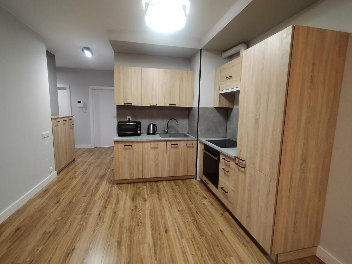 Fajny Apartament Z Parkingiem, Obok Metra. Warsaw Ngoại thất bức ảnh