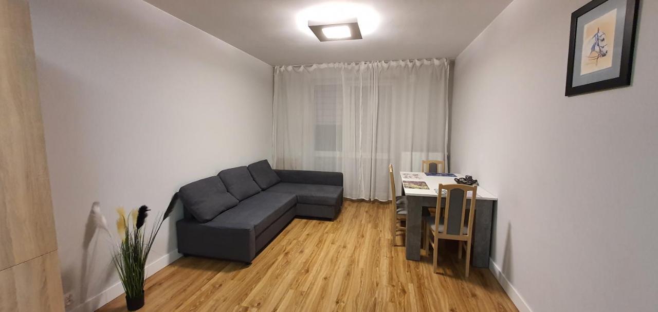 Fajny Apartament Z Parkingiem, Obok Metra. Warsaw Ngoại thất bức ảnh