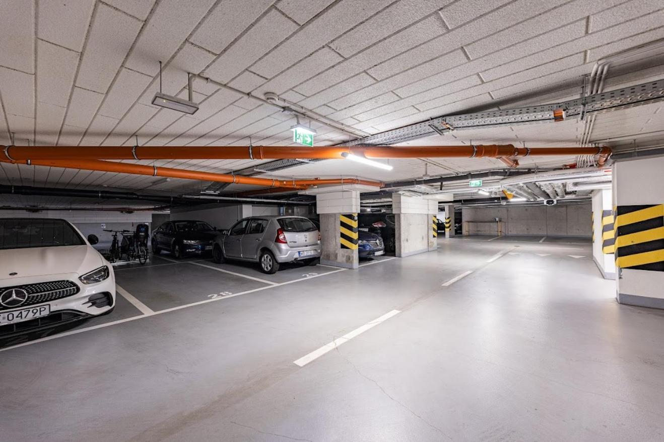 Fajny Apartament Z Parkingiem, Obok Metra. Warsaw Ngoại thất bức ảnh