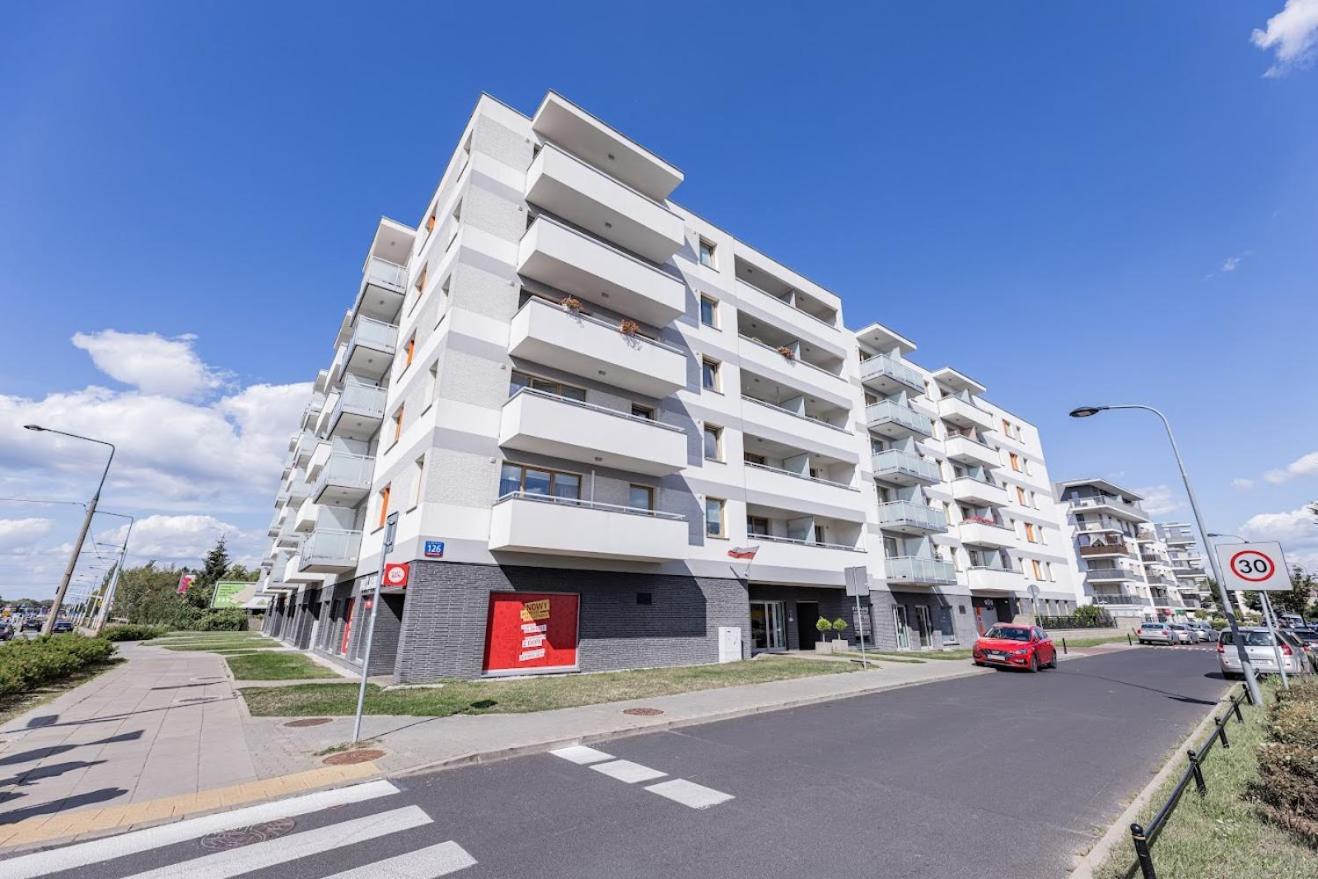 Fajny Apartament Z Parkingiem, Obok Metra. Warsaw Ngoại thất bức ảnh