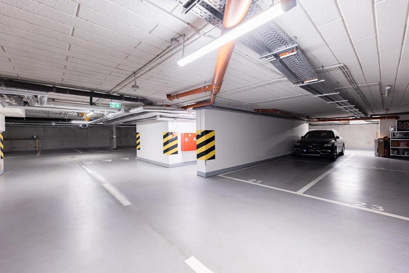Fajny Apartament Z Parkingiem, Obok Metra. Warsaw Ngoại thất bức ảnh