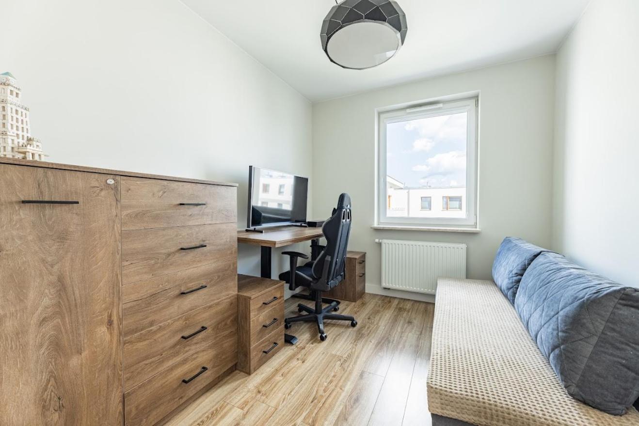 Fajny Apartament Z Parkingiem, Obok Metra. Warsaw Ngoại thất bức ảnh