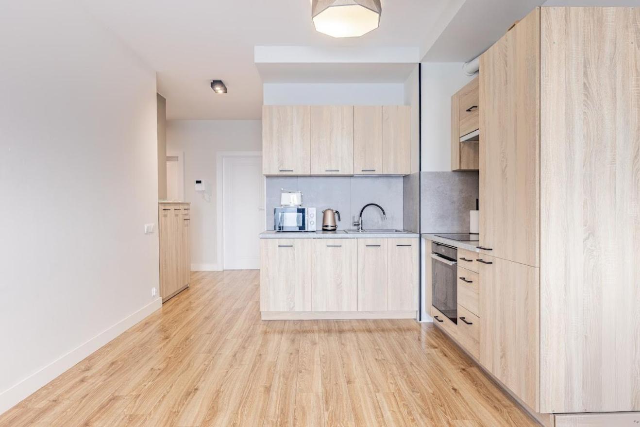 Fajny Apartament Z Parkingiem, Obok Metra. Warsaw Ngoại thất bức ảnh
